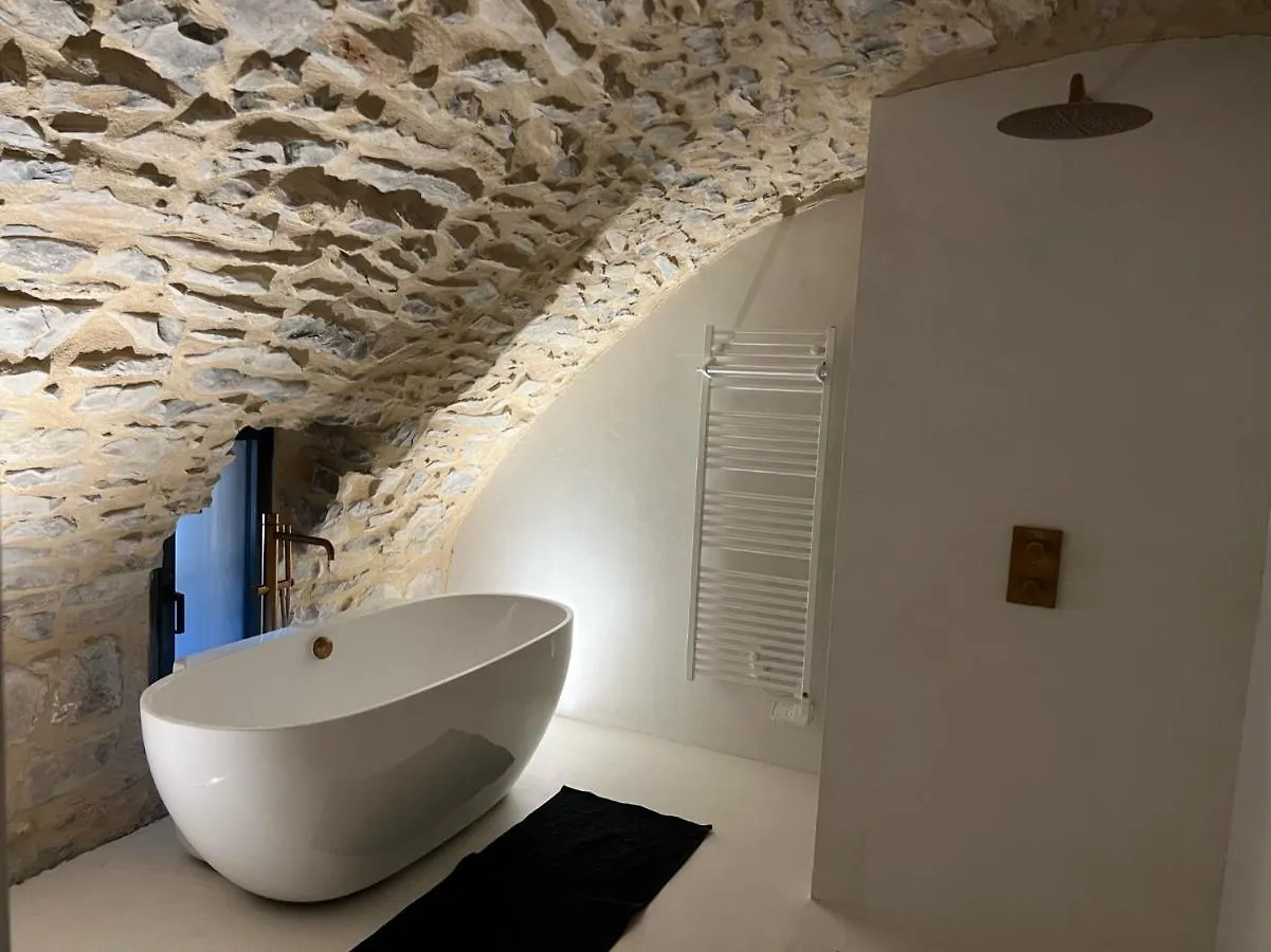 Luxurious Family House With Pool In Ardeche. Villa Les Vans