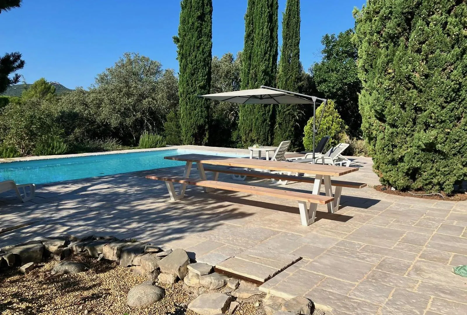 Luxurious Family House With Pool In Ardeche. Villa Les Vans Frankrike