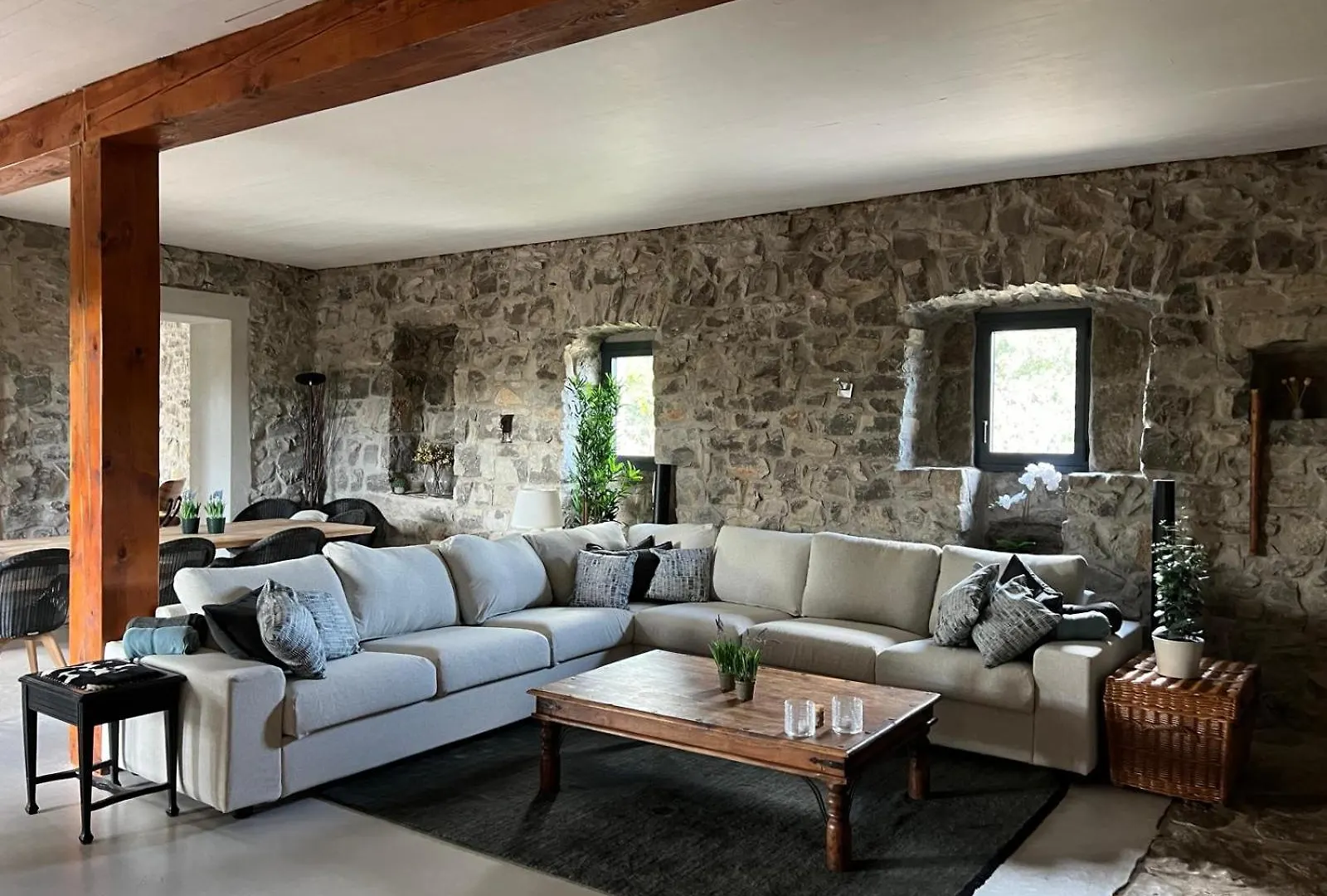 Luxurious Family House With Pool In Ardeche. Villa Les Vans Frankrike