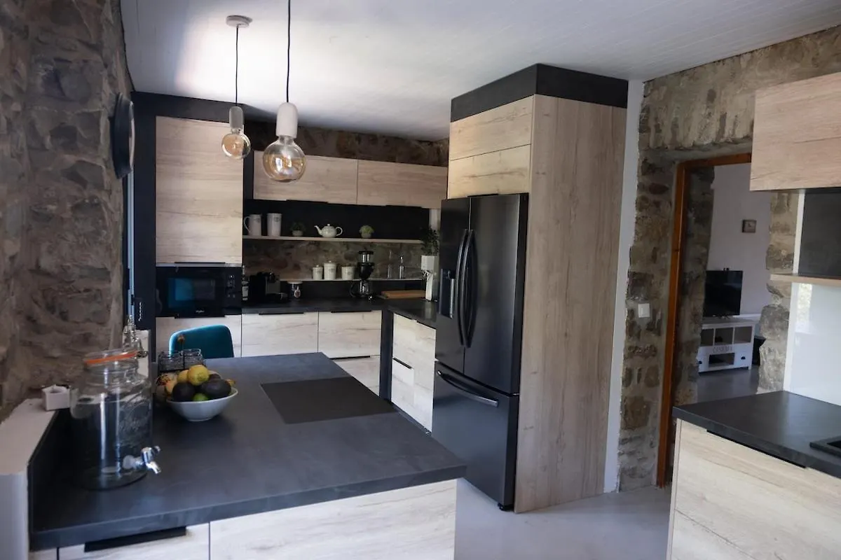 Luxurious Family House With Pool In Ardeche. Villa Les Vans